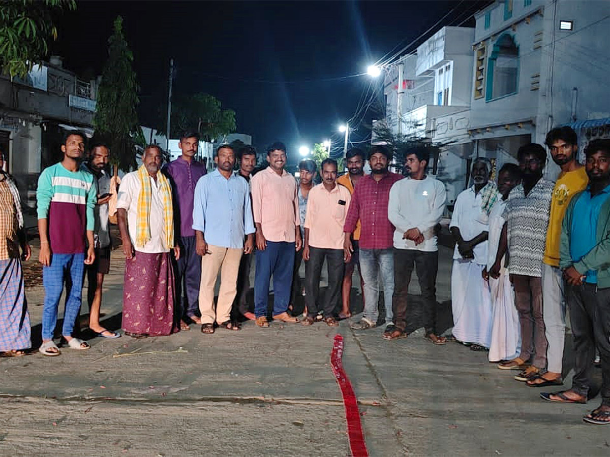 Celebrations_20At_20Revanth_20Reddy_20HomeTown_20Pics-18.jpg 19