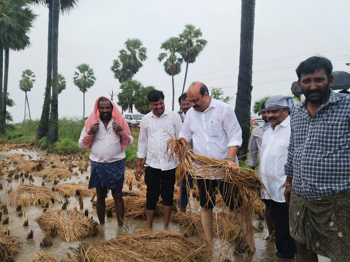 Cyclone_20Effect_20In_20Andhra_20Pradesh_20Photos-6.jpg 6