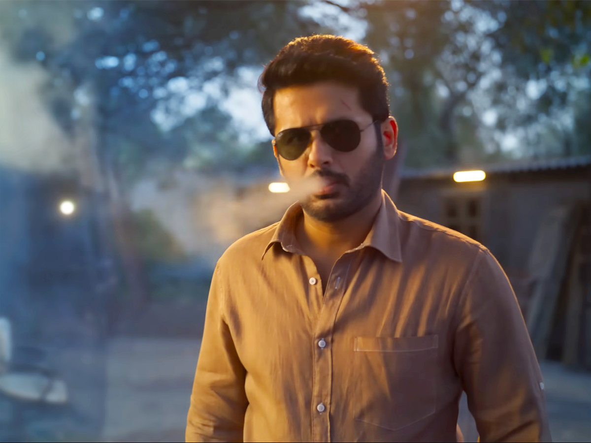 Extra_20Ordinary_20Man_20Movie_20HD_20Stills-10.jpg 10