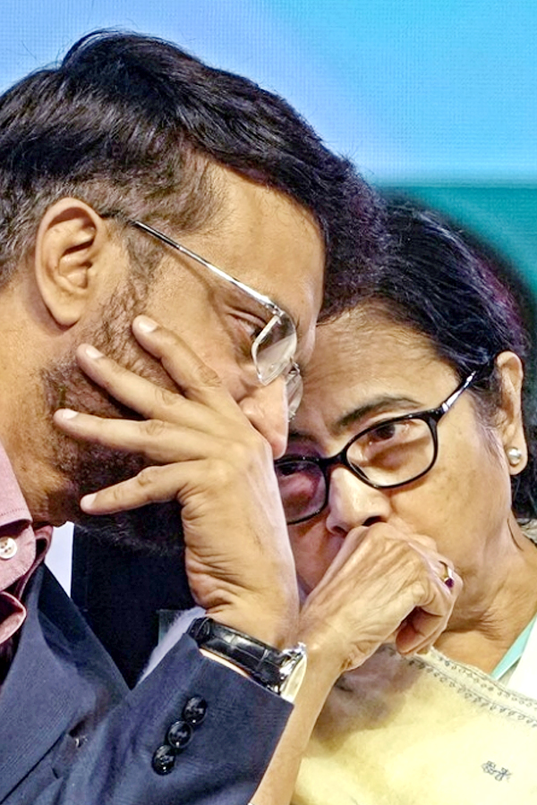 Kolkata-International-Film-Festival-10.jpg 6