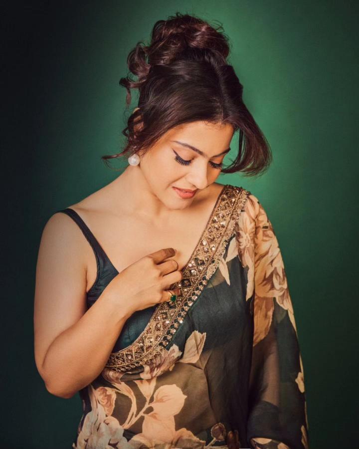 Kajol-latest-photos.jpg 7