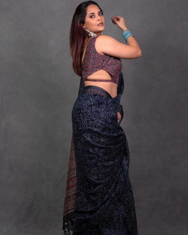 Anasuya-photos.jpg 12
