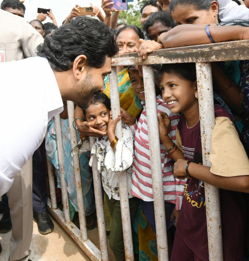 CM-YS-Jagan-Bapatla-12.jpeg 13
