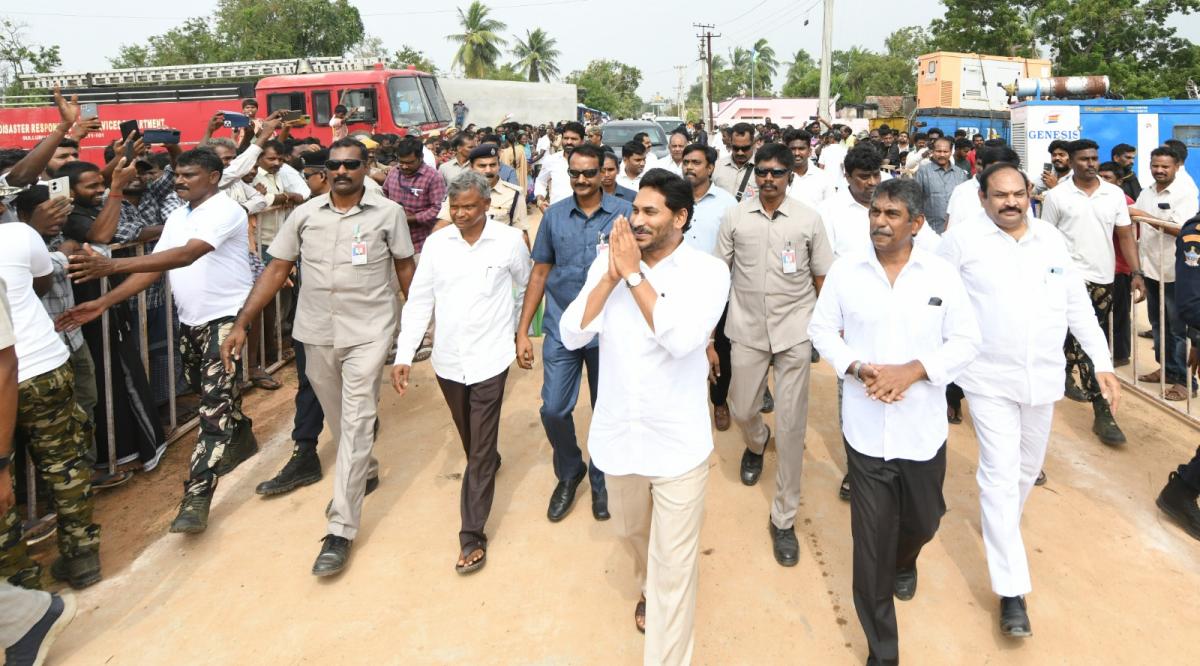 CM-YS-Jagan-Bapatla-19.jpeg 20