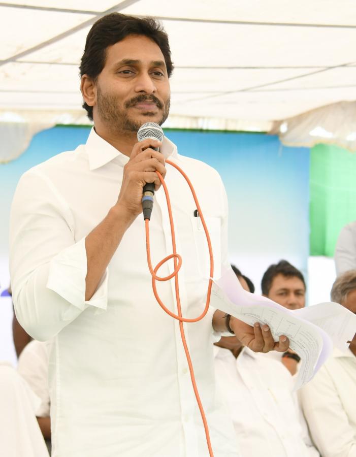 CM-YS-Jagan-Bapatla-31.jpeg 32