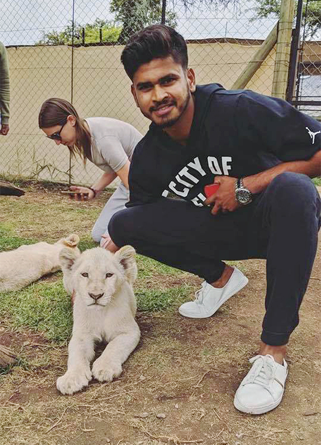 Shreyas_20Iyer_20rare_20and_20unseen_20photos-17.jpg 14