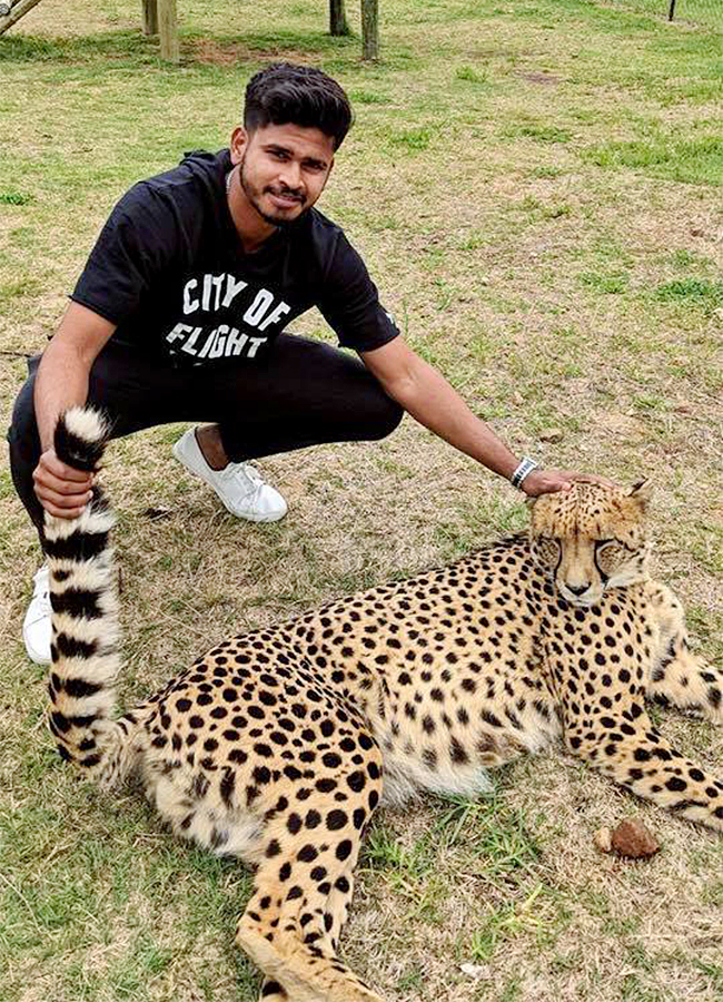 Shreyas_20Iyer_20rare_20and_20unseen_20photos-6.jpg 5