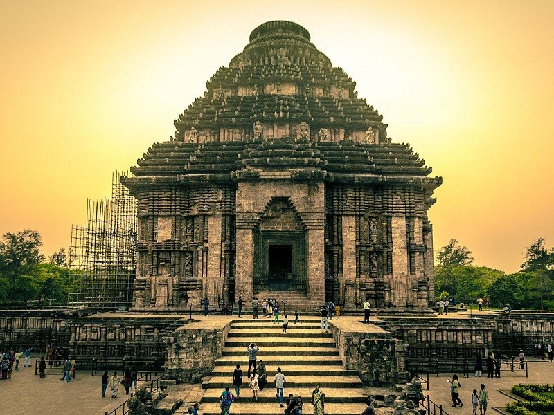 Sun_Temple-1.jpg 8
