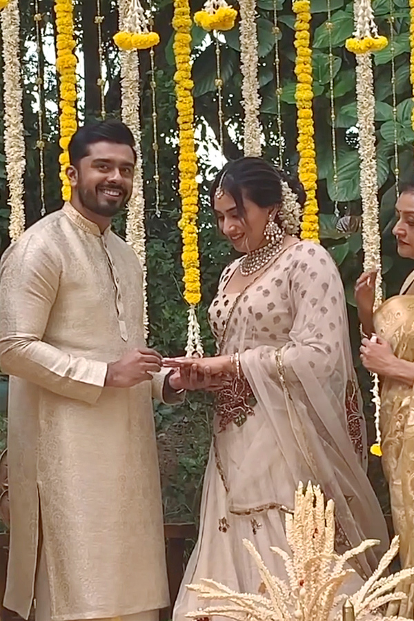 jayaram_20daughter_20malavika_20engagement_20photos_1.jpg 3