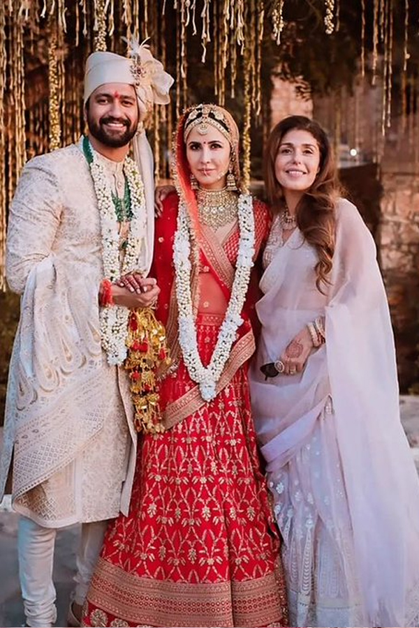 Vicky_20Kaushal_20wishes_20Katrina_20Kaif_20on_202nd_20wedding_20anniversary_20Photos_2.jpg 3