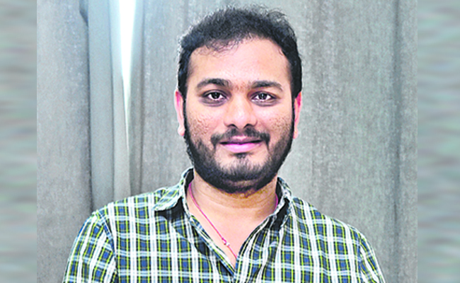 director_20srikanth_20odhelaa_20_282_29.jpg