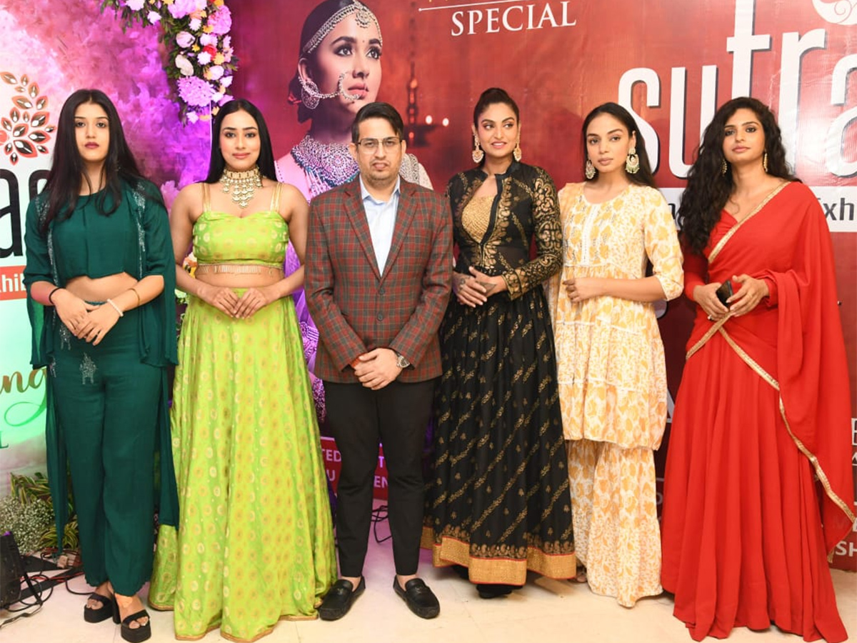 sutraa_20exhibition_20hyderabad_202023_20Pics-2.jpg 2