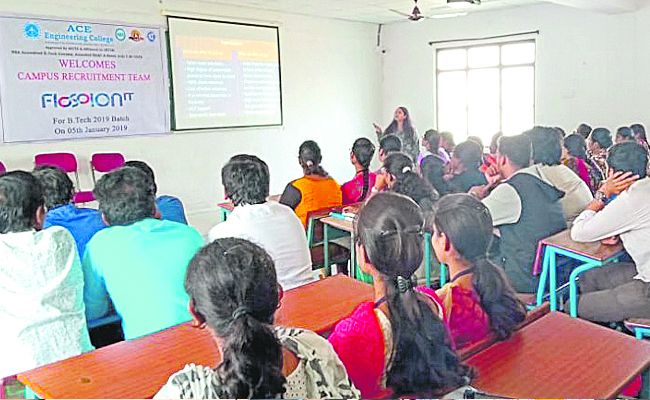 ENGINEERING_20STUDENTS_2014.jpg