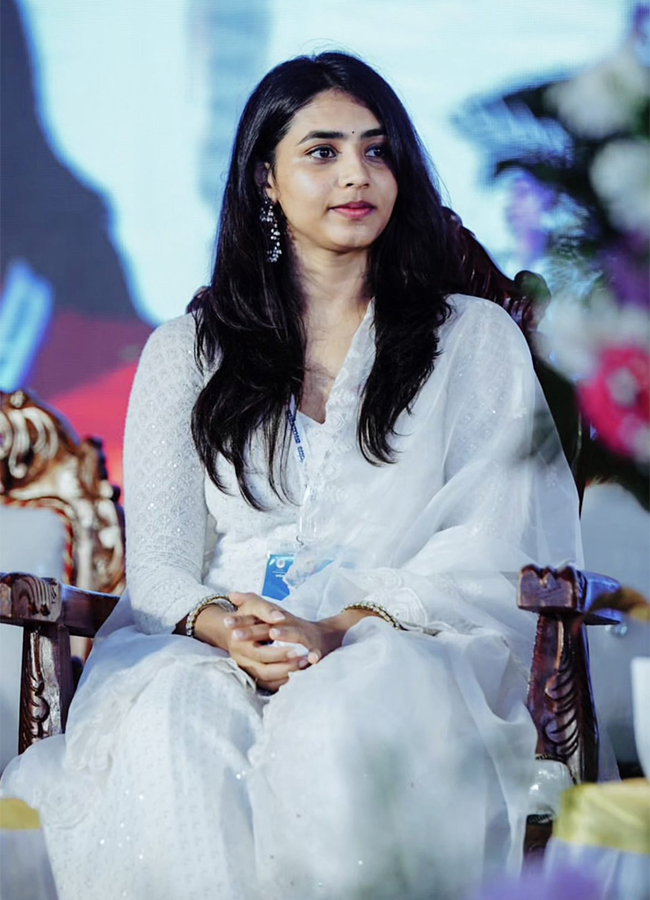 sapthami_20gowda_20latest_20photos-14.jpg 14