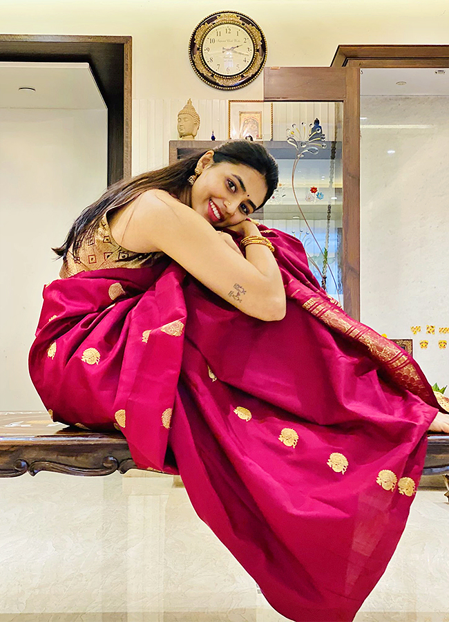 sapthami_20gowda_20latest_20photos-21.jpg 19