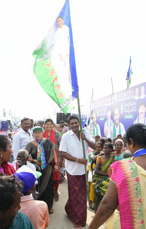 ysrcp_20samajika_20sadhikara_20bus_20yatra_20kamalapuram_20photos-12.jpg 12