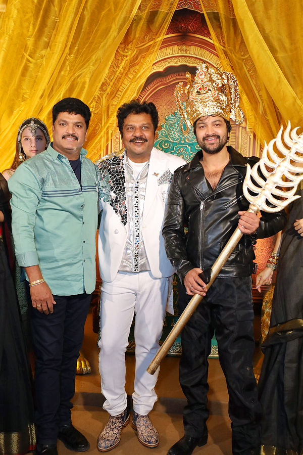 Lion_20Kiron_20Grand_20Birthday_20Celebrations_20Photos_20.jpg 21
