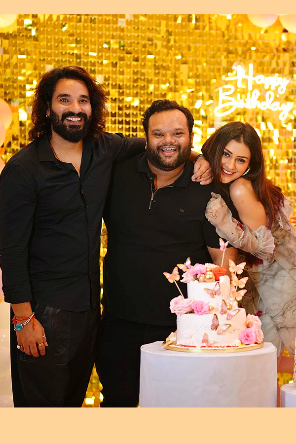 Payal_20Rajput_20birthday_20celebrations_20Photos_10.jpg 11