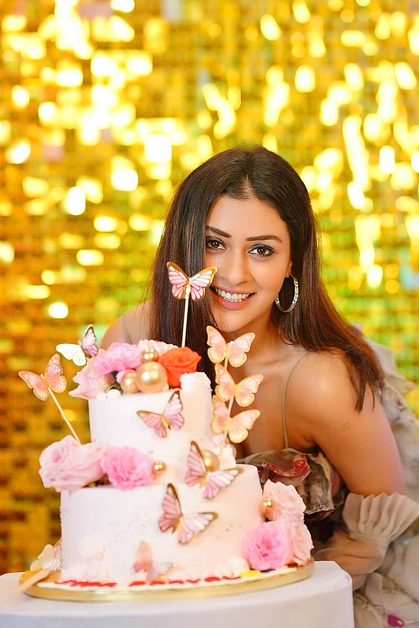 Payal_20Rajput_20birthday_20celebrations_20Photos_2.jpg 3