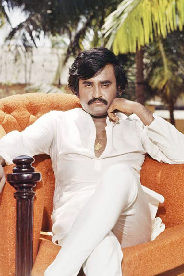Superstar_20Rajinikanth_20Rare_20And_20Unseen_20photos_10.jpg 11