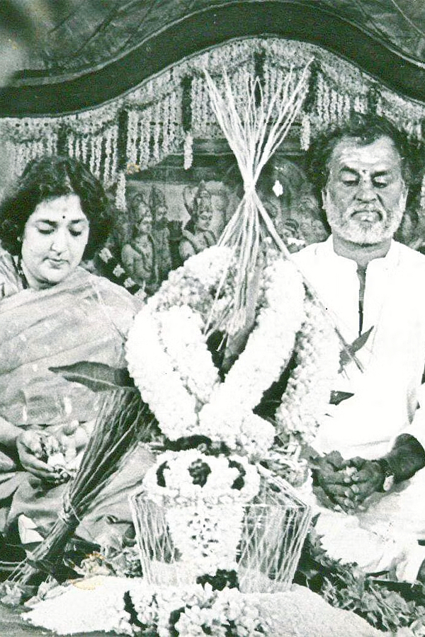 Superstar_20Rajinikanth_20Rare_20And_20Unseen_20photos_12.jpg 13