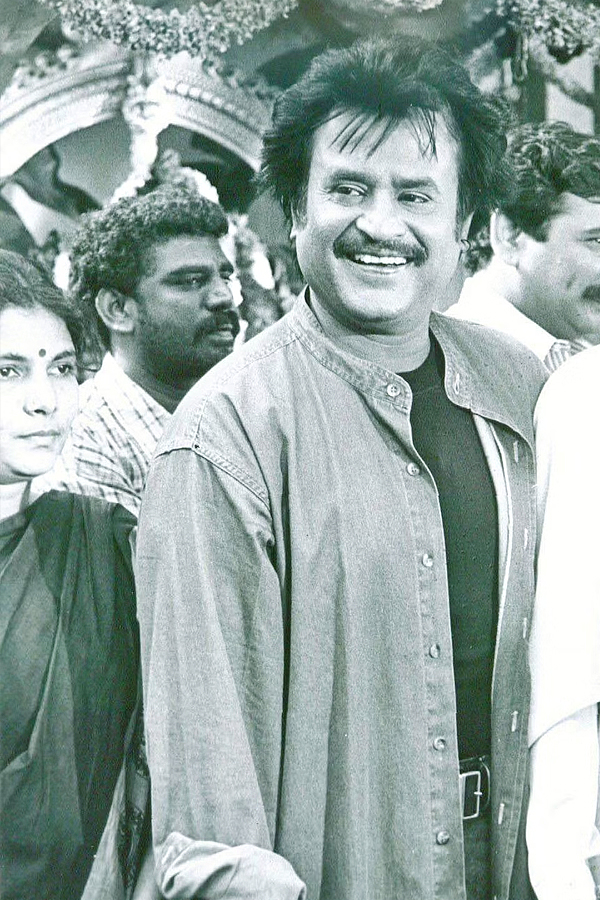 Superstar_20Rajinikanth_20Rare_20And_20Unseen_20photos_18.jpg 19