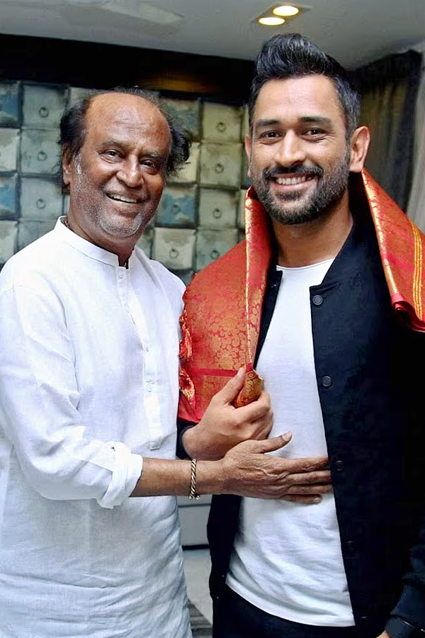 Superstar_20Rajinikanth_20Rare_20And_20Unseen_20photos_20.jpg 21