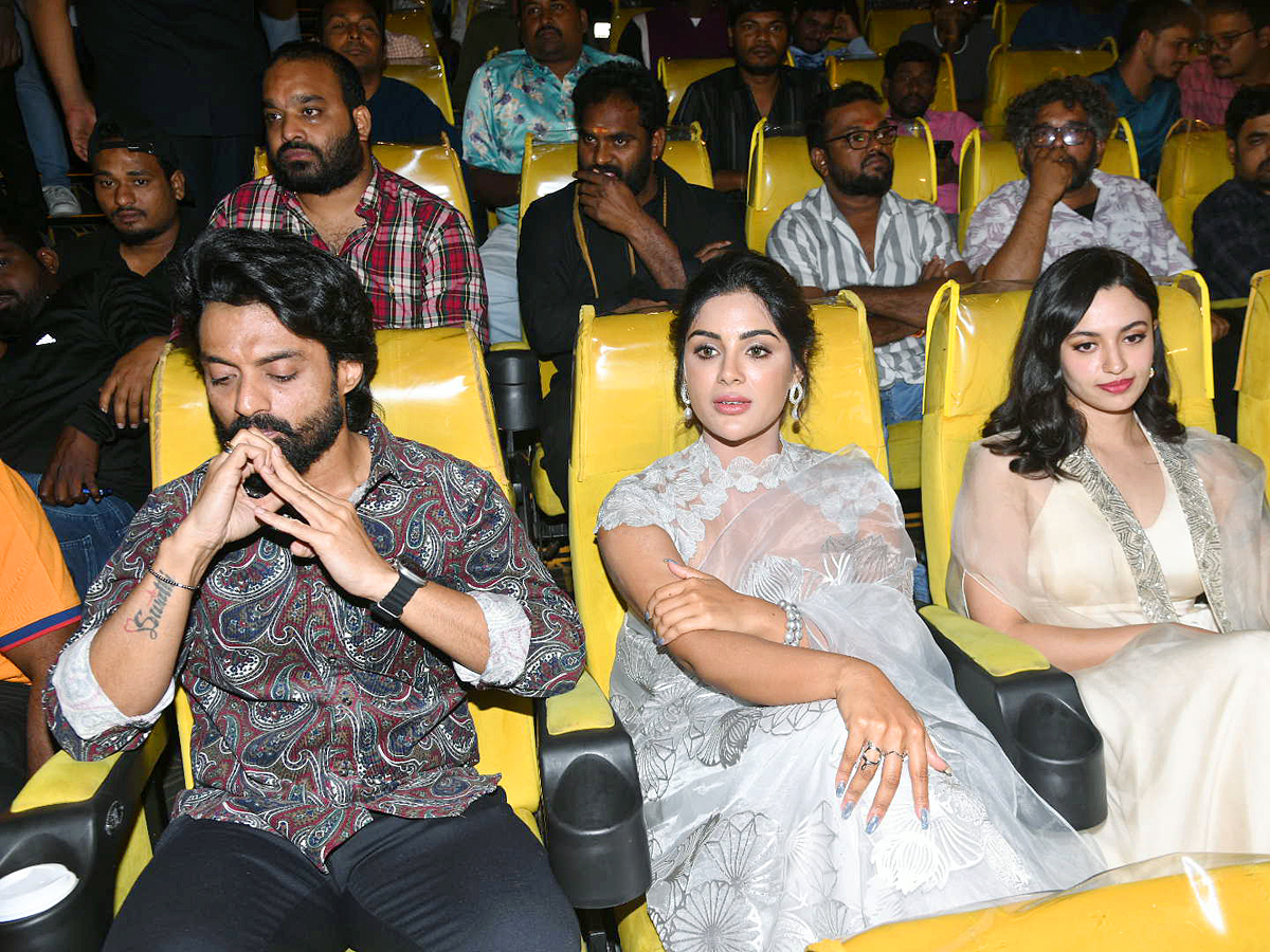Devil_20Trailer_20Launch_20Photos_8.jpg 9