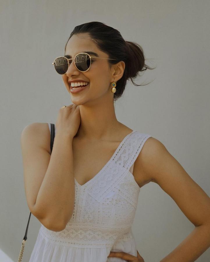 Meenaakshi-pics.jpg 14
