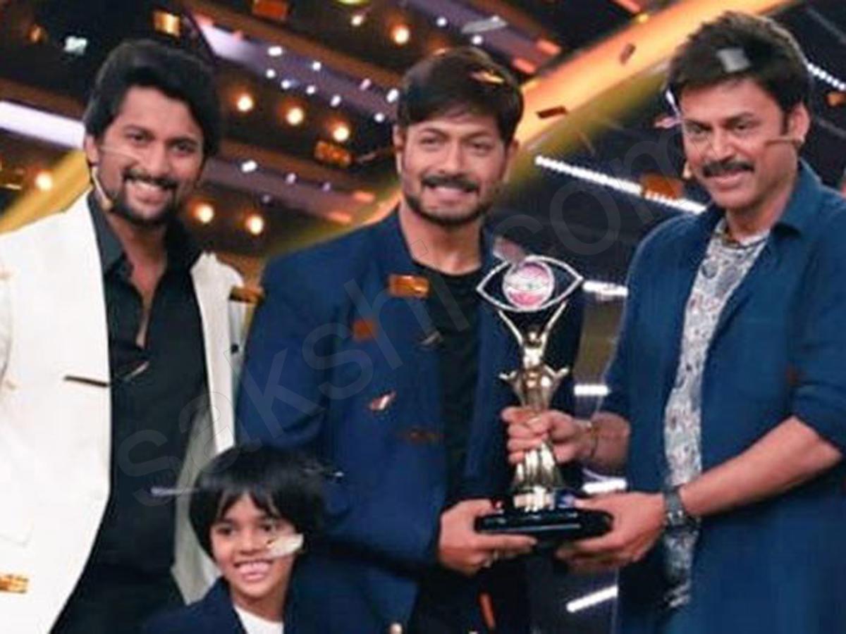 Venkatesh_20Daggubati_20Unseen_20Rare_20Photos_20Photos_10.jpg 11