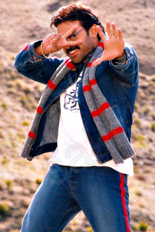 Venkatesh_20Daggubati_20Unseen_20Rare_20Photos_20Photos_24.jpg 25