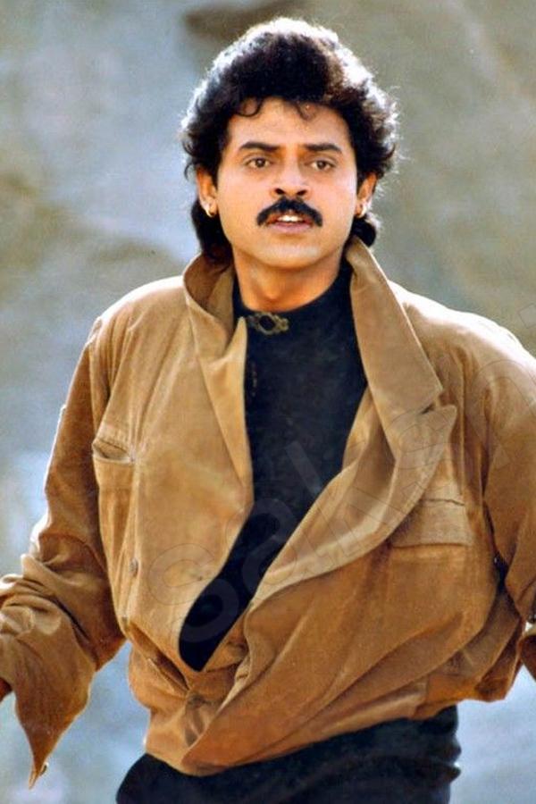 Venkatesh_20Daggubati_20Unseen_20Rare_20Photos_20Photos_25.jpg 26