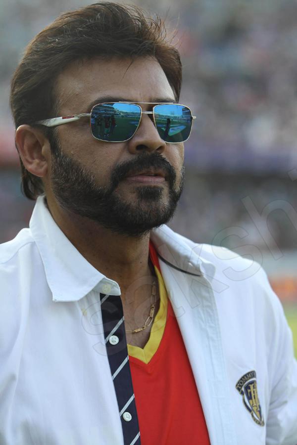 Venkatesh_20Daggubati_20Unseen_20Rare_20Photos_20Photos_38.jpg 39