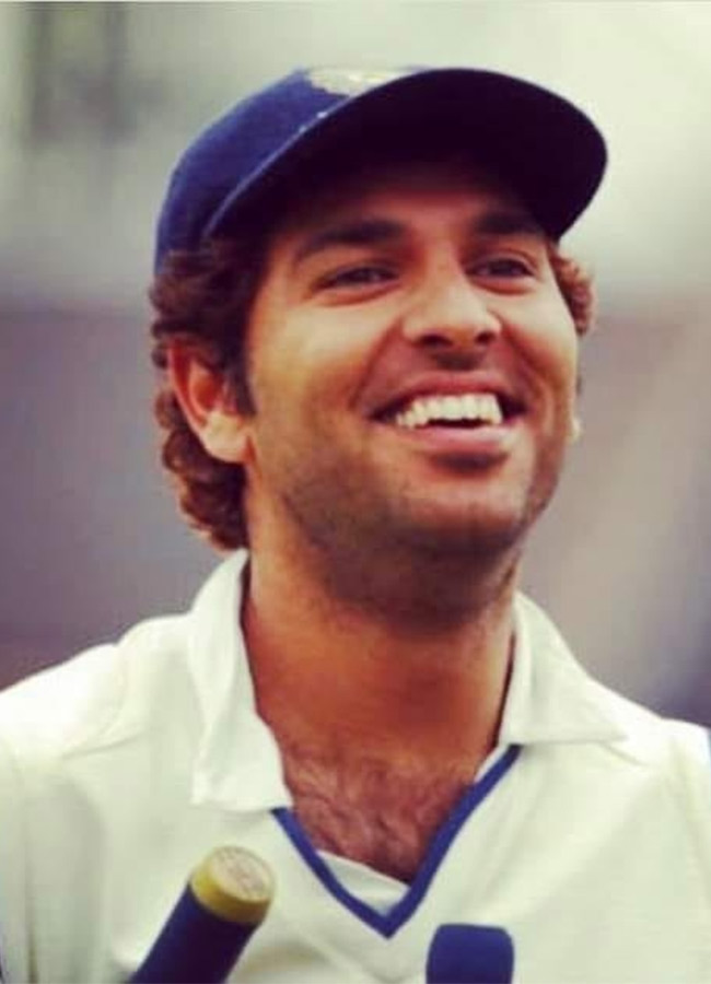 yuvraj_20singh_20rare_20photos-17.jpg 17