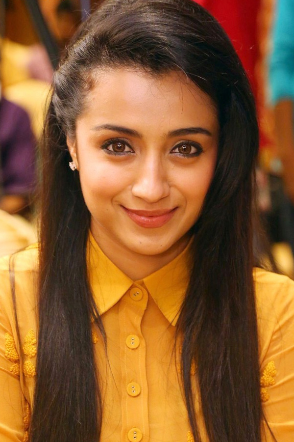 Actress_20Trisha_20Krishnan_20exclusive_20photos_20gallery_19.jpg 21
