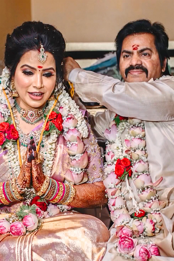 TV_20actress_20Sangeetha_20Share_20wedding_20pics_20in_20Instagram_20Photos_9.jpg 10