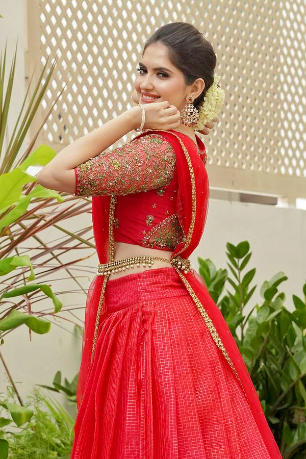Actress_20Ayraa_20Stunning_20Photos_4.jpg 5