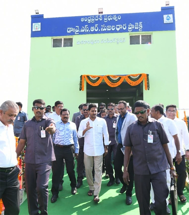 CM_20YS_20Jagan_20Visit_20Uddanam_20Photos-2.jpg 2