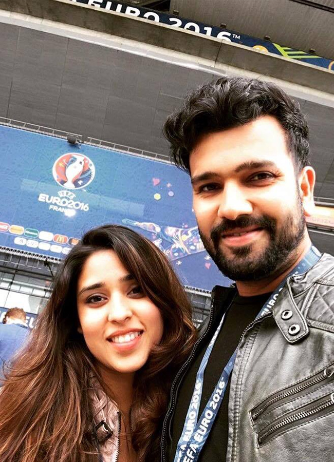 Rohit_20Sharma_20Ritika_20celebrates_20their_20Wedding_20Anniversary-15.jpg 15