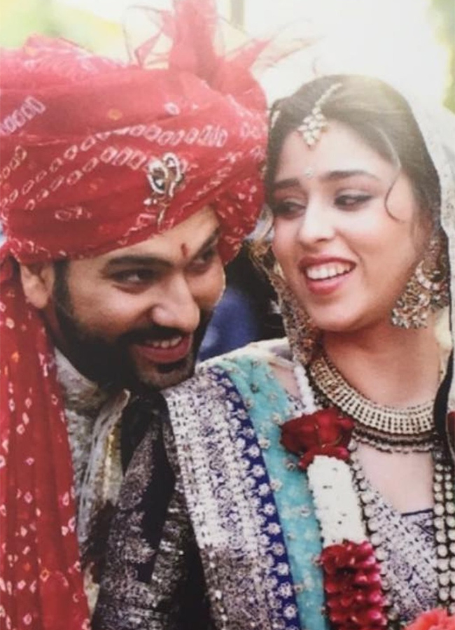 Rohit_20Sharma_20Ritika_20celebrates_20their_20Wedding_20Anniversary-29.jpg 29