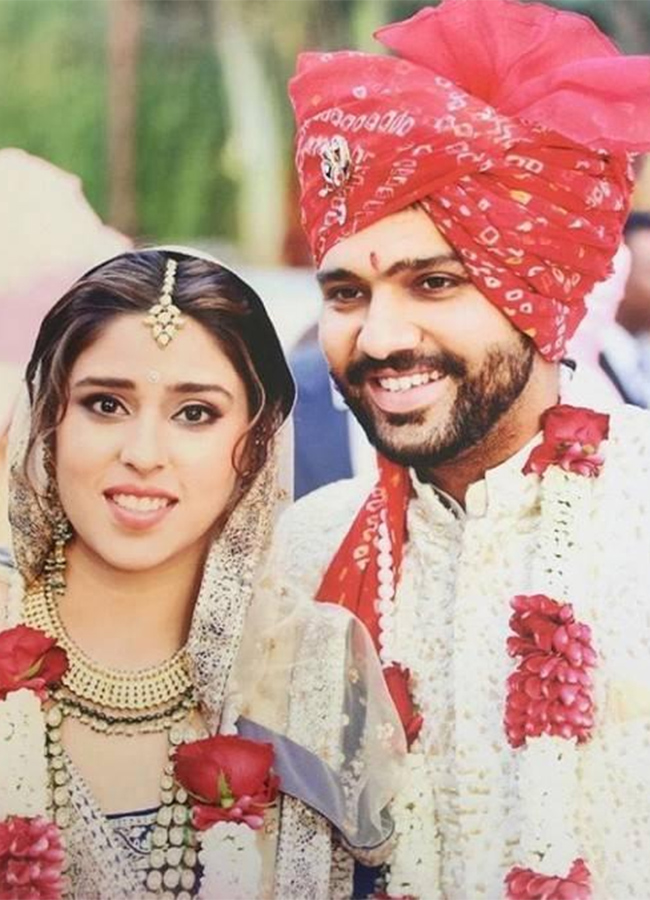 Rohit_20Sharma_20Ritika_20celebrates_20their_20Wedding_20Anniversary-4.jpg 4