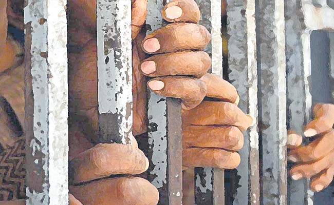 jails.jpg