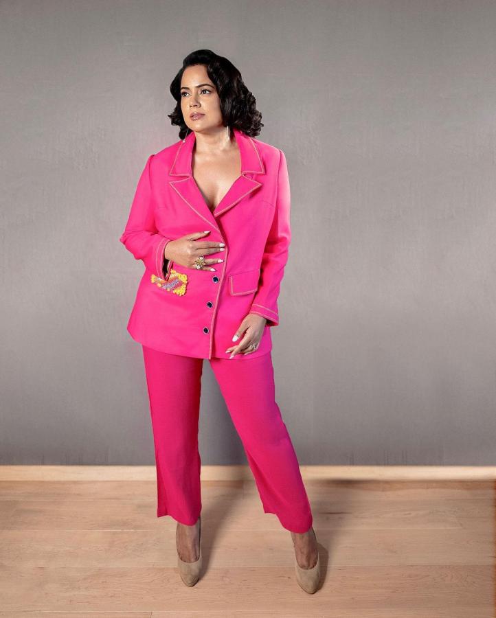 sameera-pink-dress.jpg 4