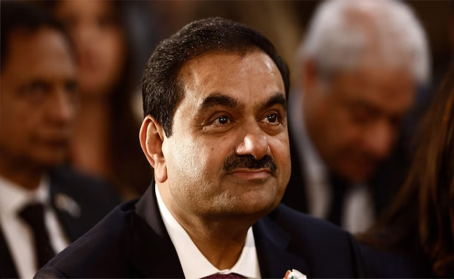 adani01.jpg
