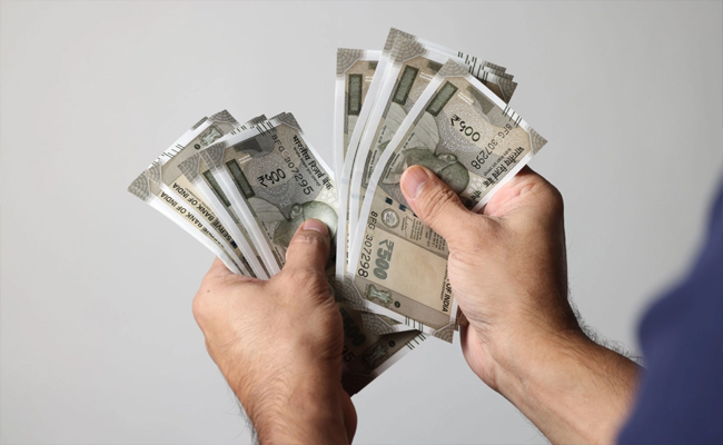 indianmoney.jpg