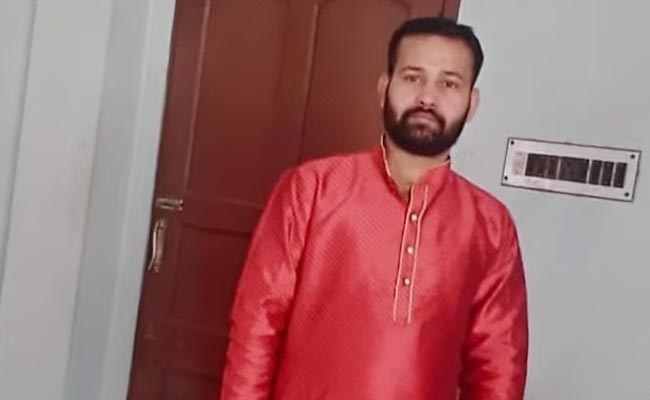 lalithJha_img.jpg
