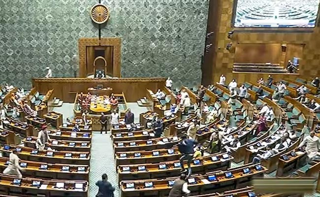 parlament_img.jpg