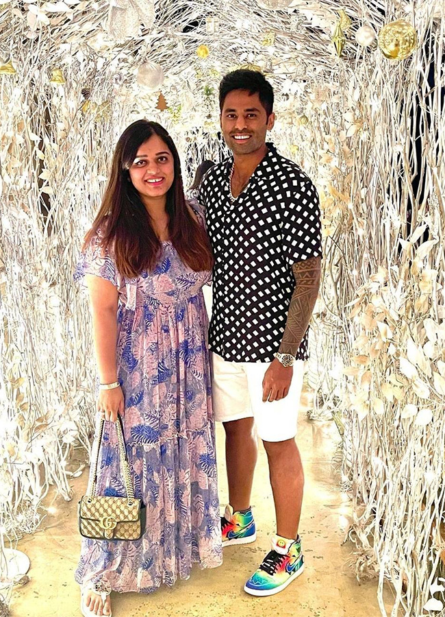surya_20kumar_20yadav_20and_20his_20wife_20photos-13.jpg 13