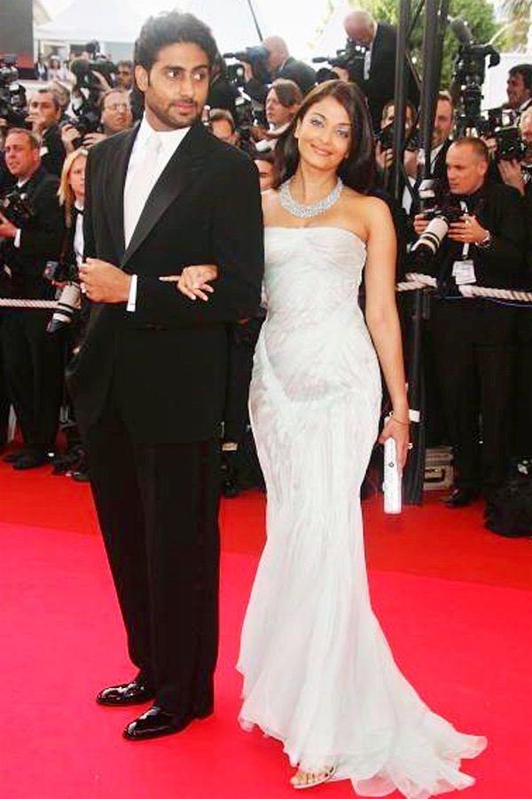 Aishwarya_20Rai_20Bachchan_20Photos_12.jpg 13