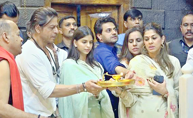 SRK-Shirdi-09.jpg 7
